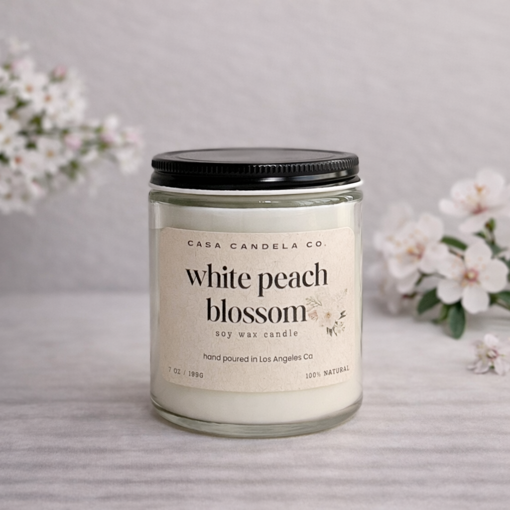 Hand-poured white peach blossom candle 7 oz with cotton wick