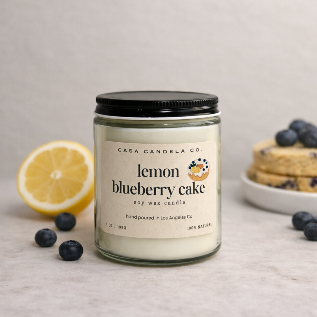 Hand-poured lemon blueberry cake candle 7 oz with cotton wick